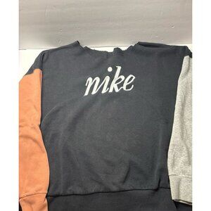 Nike‎ sweatshirt Embroidered logo